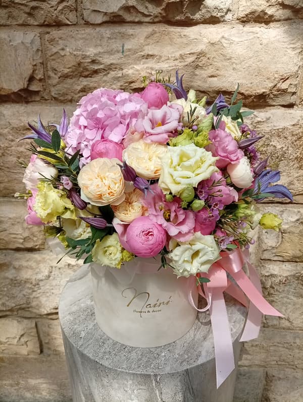 Nairi Box ROMANTIC