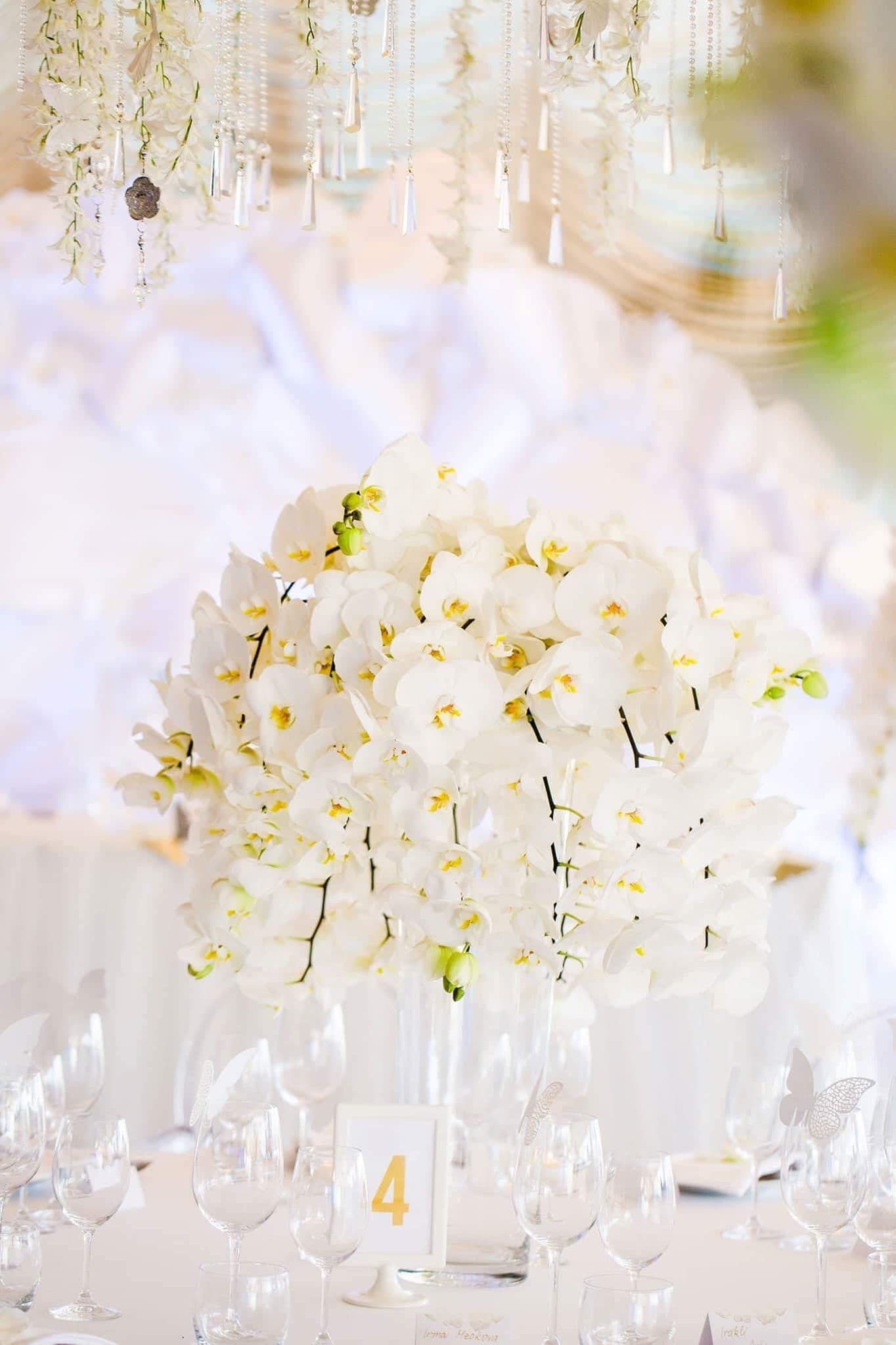 Wedding floral arrangement 3